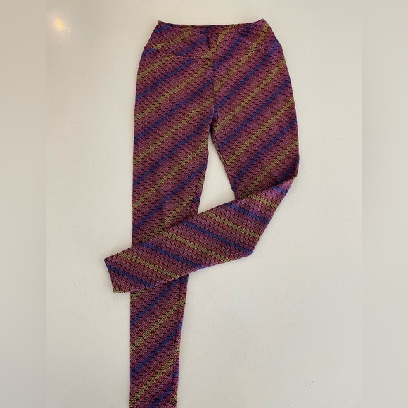 LuLaRoe regular size leggings. - Picture 1 of 2
